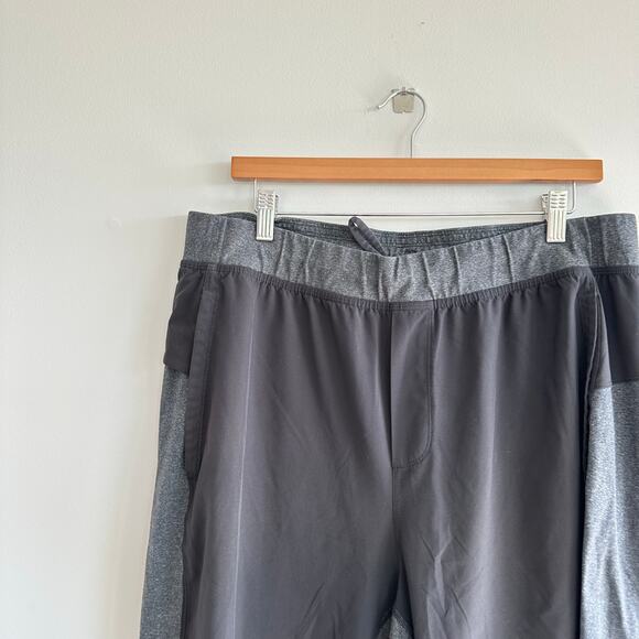 Lululemon T.H.E. Colorblock Drawcord Waist Activewear Short Gray XXL - Picture 3 of 7